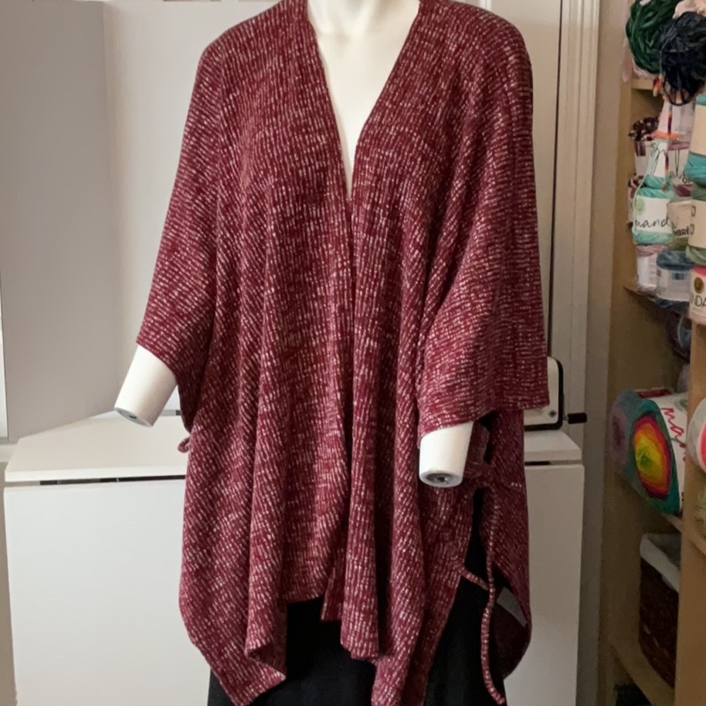 NWT Weekend Suzanne Betro Brand Women's Burgundy Cardigan